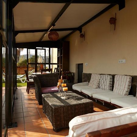 Amazing Vila Close To Sitges, Jacuzzi, Swimming Pool & Exellent Views Оливелья Экстерьер фото