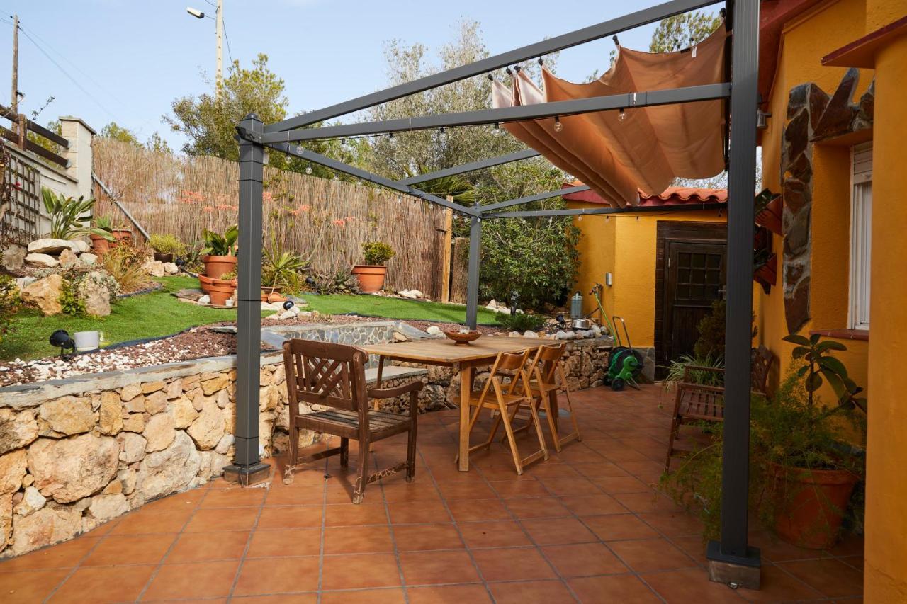 Amazing Vila Close To Sitges, Jacuzzi, Swimming Pool & Exellent Views Оливелья Экстерьер фото