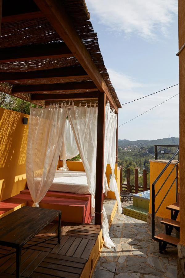 Amazing Vila Close To Sitges, Jacuzzi, Swimming Pool & Exellent Views Оливелья Экстерьер фото