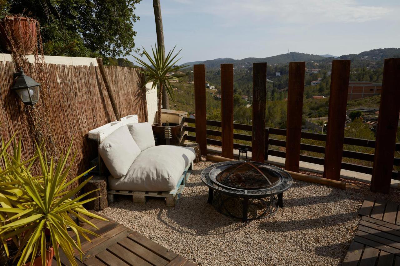 Amazing Vila Close To Sitges, Jacuzzi, Swimming Pool & Exellent Views Оливелья Экстерьер фото