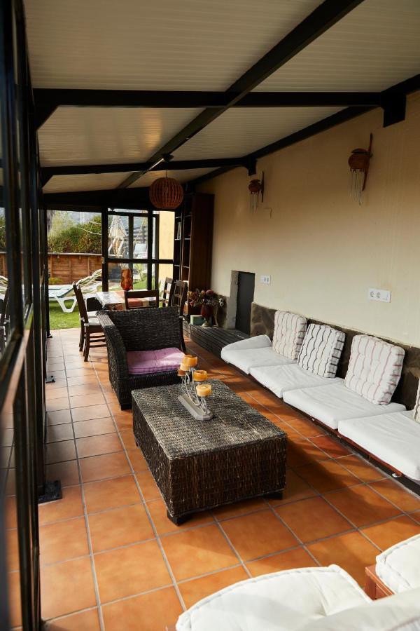 Amazing Vila Close To Sitges, Jacuzzi, Swimming Pool & Exellent Views Оливелья Экстерьер фото